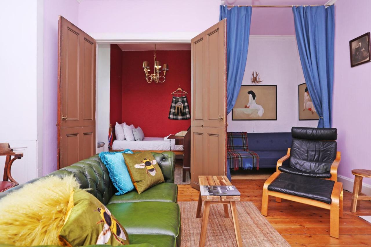 Joivy Iconic Colorful Home On The Royal Mile 爱丁堡 外观 照片